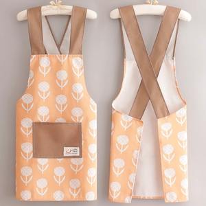 Tablier de cuisine beige personnalisé pour chef, résistant au chlore, motif Père Noël - Product Image 4