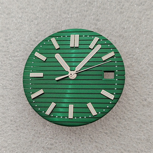 Parti di Modifica per Orologi Quadrante di Ricambio Diametro 30,5mm con Indicatori Luminosi Verdi per Movimenti NH35/NH36 Strumenti per Orologiai - Product Image 6