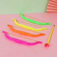 2025 jouets d'alouette classiques fournissent un jouet en plastique bon marché arc et flèche cadeau promotionnel pour les enfants