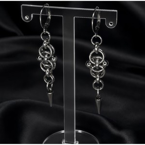 Pendientes de Moda con Múltiples Anillos de Acero, Estilo Gótico, Diseño de Cono Puntiagudo, Joyería para Mujer, Primavera 2025 - Product Image 1