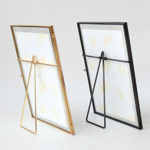 Cadre <span class=keywords><strong>photo</strong></span> décoratif en <span class=keywords><strong>verre</strong></span> artisanal, support pour souvenirs et cadeaux, vente en gros à prix abordable - Product Image 4