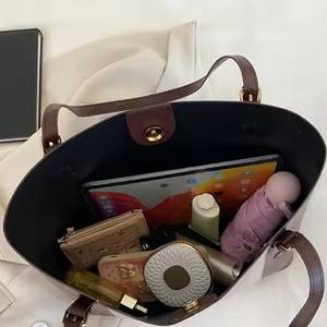 THK Nouveaux Sacs à Main Grande Taille pour Femme, Style Rétro en Cuir PU, Sacs Bandoulière et Cabas à Fermeture Éclair avec Sangle Unique pour le Quotidien - Product Image 4