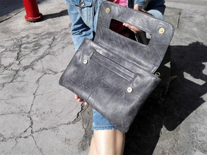 Bolso de Mano Tipo Clutch de Cuero PU para <span class=keywords><strong>Mujer</strong></span>, Gran Capacidad, Diseño Sólido, Bolso de Cuero de Alta Capacidad - Product Image 5