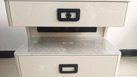 Table de Chevet Intelligente Multifonctionnelle Moderne en Gros avec Tiroir à Empreinte Digitale et Chargeur Sans Fil Sécurisé