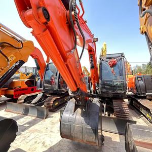 Excavatrice Hitachi ZX70 d'occasion de bonne flexibilité adaptée à la construction et à l'exploitation minière en vente - Product Image 1