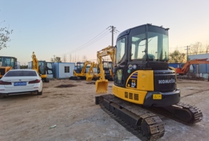 Mini excavatrice Komatsu d'occasion de 5 tonnes PC55 5.5 tonnes hydraulique du Japon sur chenilles Pc55 Pc55Mr mini excavatrice Komatsu pc35 pc50 pc70 EPA CE - Product Image 6