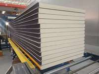 Panneaux de toiture et de mur en PU/PIR isolés sur mesure, panneaux sandwich pour hangar en Alaska