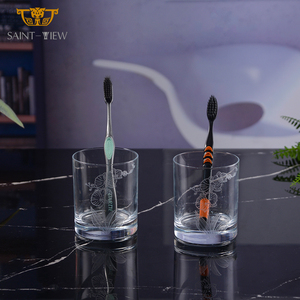 Set di Lusso in Cristallo con Motivo Personalizzato, Ecologico, Sei Pezzi per Bagno: Portaspazzolino, Portadentifricio, Bicchieri per Gargarismo e Collutorio - Product Image 5
