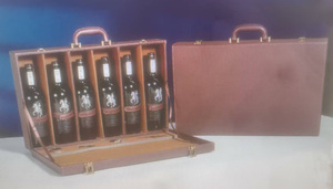 Coffret de 4 mini-vinots de luxe avec boîte cadeau <span class=keywords><strong>en</strong></span> papier recyclable pelliculé mat et cordon pour bouteilles de vin rouge - Product Image 3