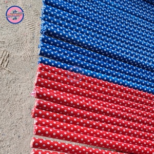 Venta al por mayor de mangos de escoba de madera recubiertos de PVC natural de 120 cm y 150 cm con rosca griega italiana para escobas - Product Image 6