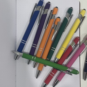 Stylos à bille écologiques de bonne qualité avec logo et encre noire - Product Image 4