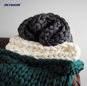 Couverture en tricot épais d'Islande en laine mérinos faite à la main surdimensionnée en gros à bas prix - Product Image 2