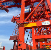Grue portique portiqueuse avec cabine et télécommande pour terminal intermodal