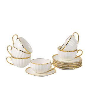 Mug en céramique de porcelaine blanche avec accents dorés, design moderne, compatible lave-vaisselle et micro-ondes, en stock, utilisation promotionnelle, mug à café ou à thé - Product Image 4