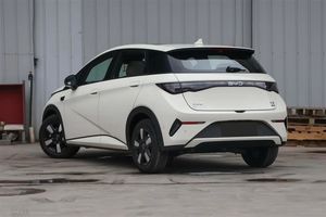 ACURA Dolphin 2024 Model Dynamic Edition Sedan Setir Kiri Ban R15 Sunroof Terawat Kondisi Baik Dijual - Product Image 6