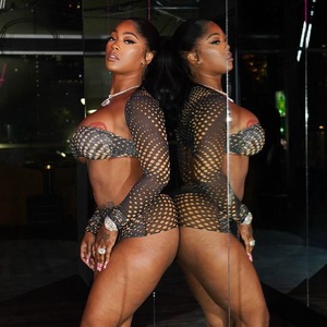 Nuovo Completo Estivo a Tre Pezzi in Rete Elasticizzata Sexy con Top a Fascia, Top Corto a Maniche Lunghe <span class=keywords><strong>e</strong></span> Pantaloncini Aderenti - Product Image 4