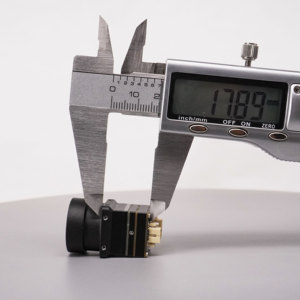 Độ nét cao 640*512 kích thước nhỏ nhiệt hình ảnh mô-đun CVBS và giao diện USB 12um 9 mét man hinh nhiệt - Product Image 1