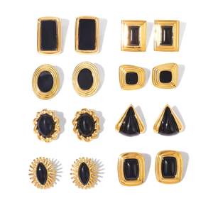 أقراط ضخمة هندسية من حجر العقيق الأسود الطبيعي المضاد للحساسية، مطلية بالذهب من الفولاذ المقاوم للصدأ - Product Image 6