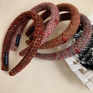 Nouveau Bandeau en Laine Tricotée Coréenne Large et Éponge, Accessoire Cheveux Tendance pour Femme Automne et Hiver - Product Image 2