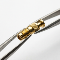 Ejes Pequeños de Latón para Mecanizado CNC en Tornos para Equipos Industriales con Tolerancia de 0.005 mm