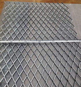 Maille Métallique Galvanisée Déployée, Tôle Métallique Déployée pour la Protection des Plateformes et des Périmètres - Product Image 3
