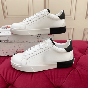 Nouvelles chaussures de sport décontractées Gabbna, style papa, à semelle plate, classiques, tendance et à motifs graffiti, contrastées noir et blanc. - Product Image 5