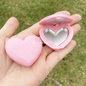 Biểu Tượng Tùy Chỉnh Mini Dễ Thương Màu Hồng Màu Đỏ Hình Trái Tim Eyeshadow Blusher Container Ép Bột Trường Hợp Palette Nhỏ Gọn Bao Bì Pan Gương - Product Image 4