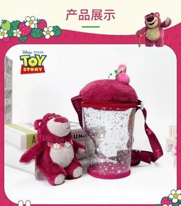 กระเป๋าสะพายข้างตุ๊กตาหมีวินนี่เดอะพูห์ ของแท้ ลายโกโก้ พร้อมตุ๊กตาพูห์ ของตกแต่งกระเป๋า ขายส่ง ผ้าพลัฌเนื้อสั้นใยฝ้าย PP - Product Image 4