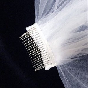 Voiles de <span class=keywords><strong>mariée</strong></span> double couche bon marché Voiles de <span class=keywords><strong>mariée</strong></span> courts simples en tulle doux Voiles de coude de mariage avec peigne à cheveux - Product Image 6