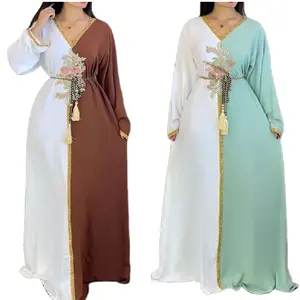 YQY8297 Naher Osten Dubai Abaya Muslim Kleider Wasser lösliches 3D Gold Pulver Grenze Satin Robe Petticoat Zweiteiler Set