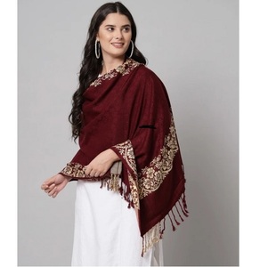 Chal largo de invierno para mujer KV International, suave, cálido, cómodo, transpirable, de secado rápido, sin estampado, bufanda de moda para el día a día - Product Image 1