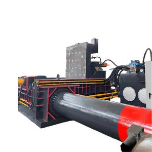 Presse à balles hydraulique de 100 tonnes pour <span class=keywords><strong>ferraille</strong></span> d'aluminium et d'acier inoxydable, copeaux de métal, avec moteur et roulement pour la briquetisation des copeaux d'acier - Product Image 1