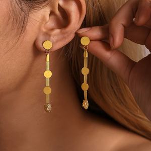 Vintage Stainless Steel 18K Gold Plated Lion Head Blade Chain Tassel <b>Stud</b> <b>Earrings</b> for Women <b>Fashionable</b> Party Jewelry - Product Image 1