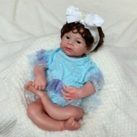 Poupée réaliste bébé nouveau-né en silicone, cheveux bouclés bruns de 18 pouces, jouet doux pour fille, corps entier, anti-stress, faite à la main + accessoires, cadeau