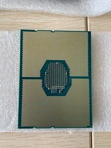 CPU Xeon Platinum de 2.3GHz, Procesador de 32 Núcleos/6 Subprocesos, Tecnología de 11.2GT/s, 48MB de Memoria L3 DDR4-3200, Usado - Product Image 4