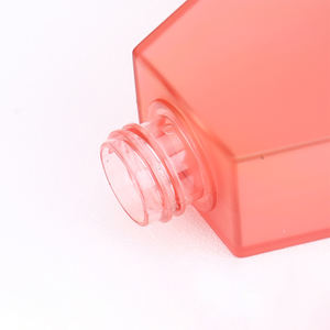 Bottiglia Da Bere Bouteilles de bouteille de boisson d'eau en plastique de forme unique personnalisées de 300ml avec bouchon à vis de corde - Product Image 6