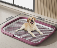 Support réglable en plastique moderne pour tapis de toilette pour animaux avec conception anti-éclaboussures pour chiens de petite, moyenne et grande taille