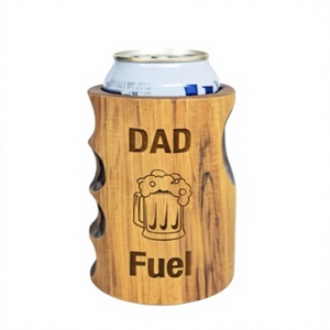 Portabevande Isolato Portatile in Legno con Design Tazza da Birra 'Dad Fuel' - Product Image 1