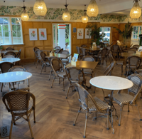 Ensemble de table et chaises de salle à manger en aluminium de style français pour hôtel, restaurant, café, pâtisserie