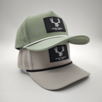 Gorra de béisbol deportiva personalizada de 5 paneles con logo bordado de leopardo y frutas, ajustable, impermeable, con orificios perforados a láser