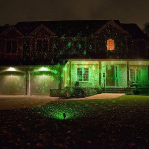 Lumière laser de mouvement de douche d'étoiles d'arbre de Noël vert d'étoile rouge avec le capteur de nuit et la minuterie intégrée - Product Image 6