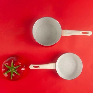 Sartén en forma de fruta y tomate, olla de Cocina de Inducción, utensilios de cocina de aluminio antiadherentes, suministros de cocina para el hogar, venta al por mayor - Product Image 3