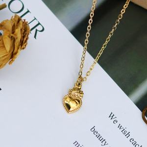 Collier en acier inoxydable plaqué or 18 carats, motif cœur gaufré rétro, petite fleur de pêcher, chaîne ras du cou, bijoux de mode - Product Image 4