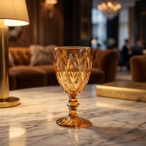 Ensemble <span class=keywords><strong>de</strong></span> 6 <span class=keywords><strong>verres</strong></span> à vin ambrés <span class=keywords><strong>de</strong></span> 330 ml avec logo personnalisé, sans plomb, à pied, pour mariage, fête, bar - Product Image 1