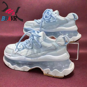 Zapatillas Deportivas Impermeables de Moda para Hombre y Mujer, Estilo Running y Caminata - Product Image 1