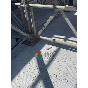 Milieuvriendelijk Hoge Dichtheid Plastic Modulaire Vloertegels Duurzaam Buiten Waterdicht Ontwerp Tijdelijk Vuur Kunstgras - Product Image 5