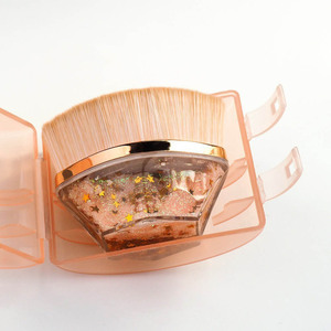 Nouveau Pinceau Éventail Portable pour Fond de Teint en Cheveux Synthétiques avec Manche Brillant pour Correcteur Liquide – Pinceau de Maquillage Visage à Prix Réduit - Product Image 5