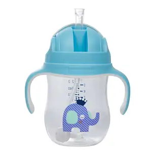 7CMシリコン給餌キッズ幼児トリタンドリンクカップウォーターボトルキッズ飲用シッピーストロー幼児ドリンカー付きカップ