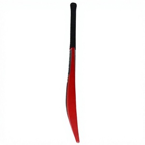Bate de Críquet Rojo con Empuñadura Negra, Ligero, de Madera de Sauce, Diseño Ambidiestro, Calidad Profesional - Product Image 4