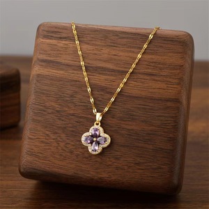Nuevo collar de flores violetas, cadena de clavícula versátil y moderna, diseño de lujo ligero para mujer, collar de alta gama para el Día de San Valentín - Product Image 3